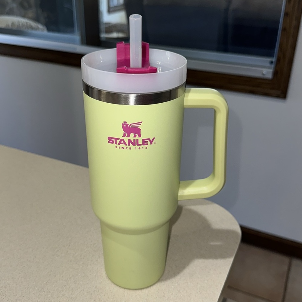 40 oz. Stanley